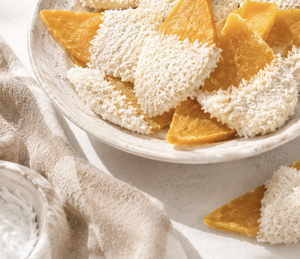 Délice de mangue vietnamienne authentique avec chocolat blanc et noix de coco, inspiré des saveurs des îles tropicales - Product Image 3