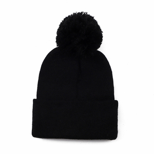 Bonnet personnalisé en fausse fourrure pour les programmes de vente en gros de bonnets destinés aux boutiques américaines et aux collections saisonnières de boutiques. - Product Image 1