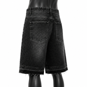 Shorts en jean baggy noirs personnalisés pour hommes avec strass en forme de croix, style streetwear, OEM ODM, vente en gros, fabricant de shorts en jean tendance - Product Image 4