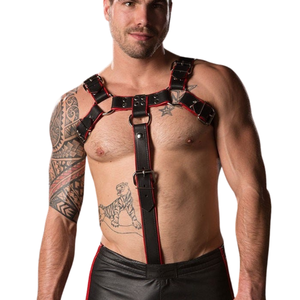 Harnais de poitrine en cuir noir pour homme avec garniture rouge et anneau en O, sangles réglables, équipement de bondage BDSM - Product Image 1