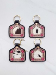 Llavero de Cuero Hecho a Mano con Diseño Personalizado 2026, Forma Irregular, Grabado en Relieve, Impresión, Pendientes para Llaves, Venta Caliente, Accesorio de Regalo Unisex - Product Image 4