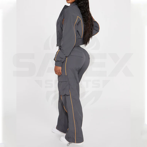 Ensemble de survêtement personnalisé pour femme : veste coupe-vent en polyester à fermeture éclair et short de jogging, survêtement de sport léger en nylon patchwork - Product Image 5