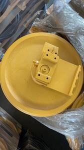 Suku Cadang Undercarriage Bulldozer <span class=keywords><strong>D5c</strong></span> <span class=keywords><strong>Idler</strong></span> Depan CR5420 <span class=keywords><strong>Idler</strong></span> - Product Image 2