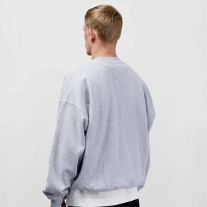 เสื้อสเวตเชิ้ตคอกลมโอเวอร์ไซส์สำหรับผู้ชาย สีเทาล้วน ผ้าฝ้ายเฟรนช์เทอร์รี่ สวมใส่สบายๆ สไตล์ฤดูใบไม้ร่วง - Product Image 5