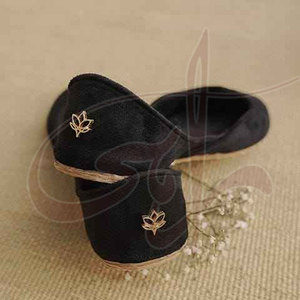 รองเท้าสั่งทำพิเศษ คุณภาพสูง พิมพ์ลายกันลื่น พื้นรองเท้ากันลื่น ทำด้วยมือ หน้าผ้ากำมะหยี่ ปักลายแฟชั่น - Product Image 6