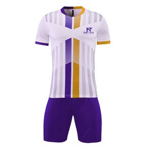 Ropa Deportiva Cómoda, Uniforme de Fútbol para Hombre, 100% Poliéster, Uniforme de Fútbol Personalizado para Hombre - Product Image 3