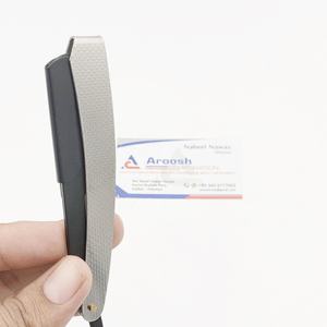 Maquinilla de afeitar recta de peluquero profesional de acero sostenible plateado y negro de alta calidad, logotipo personalizado, uso profesional, cara y cuerpo - Product Image 6