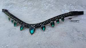 Cabezada de Cuero Negro con Cristales de Esmeralda de Lujo, Flecos de Diamantes de Imitación en Forma de Lágrima, Cómoda y Duradera, Color Personalizable - Product Image 3