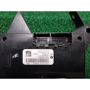 Récepteur d'entrée passive d'occasion GENUINE 68052899AH - Product Image 3