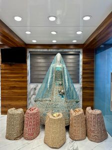 Lehenga Choli en soie turquoise avec voile brodé, robe de mariée indienne traditionnelle longue, coupe classique - Product Image 3