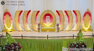 โครงฉากหลังสำหรับเวทีงานวัลิมา แผงไฟเบอร์แกะสลักสีทอง สไตล์จัลลี โครงโค้งสีขาว งานแต่งงานแบบเอเชีย โครงรูปตัว C สไตล์อังกฤษ - Product Image 2