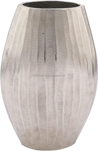 Vase à fleurs moderne Vase à fleurs en aluminium moulé d'argent Meilleure vente - Product Image 3