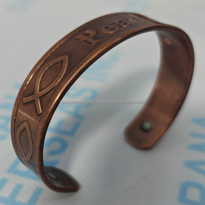 Brazalete Magnético de Cobre Peace, Joyería Terapéutica Hecha a Mano para Mejorar el Sueño, Aliviar el Estrés y Promover la Conexión Entre Mente y Cuerpo - Product Image 1