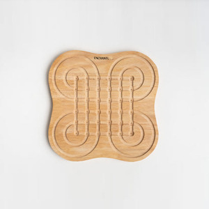 Juego de mesa Surakarta de madera hecho a mano con canicas y folleto de reglas, juego de estrategia clásico para el disfrute de la familia y los amigos. - Product Image 6