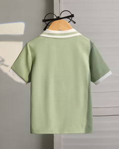 Green Compressed Waffle Knit Jersey Breathable Eco-Friendly Short Sleeve Polo Shirt for Boys Casual Solid Color Collar Design - Product Image 2