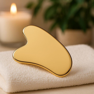Outil de massage facial Kansa Gua Sha, planche de massage faciale traditionnelle indienne en métal Kansa pour femmes et hommes, inspirée de l'Ayurveda - Product Image 4
