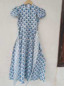Robe longue en pur coton imprimé, confortable et légère, pour femme, coupe évasée, décontractée, idéale pour la plage ou les soirées, sans plis - Product Image 3