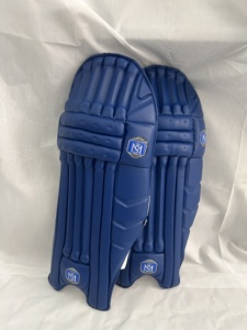 Rodillera Deportiva Mannu Hunter X para Críquet con Protección Avanzada, Material de PU Transpirable y Ligero, Soporte Ajustable para la Rodilla - Product Image 4