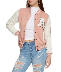 Veste universitaire personnalisée pour femme, style Letterman, en mélange de laine, couleur rose pâle, pour l'école - Product Image 1