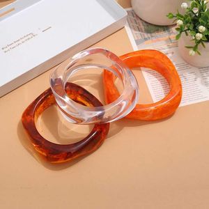 H a CRAFT Women's Classic <b>Resin</b> Bangles & Bracelets Handmade Party Jewelry with Carved Floral Design and Lovers Shape - Product Image 3