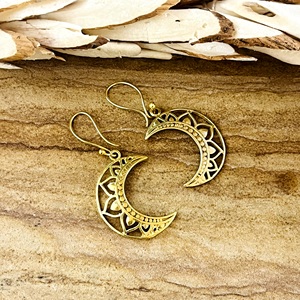 Pendientes de Diseño Único Boho Luna Tribal de Latón para Mujer, Chapados en Oro de 18k, Colgantes de Luna Creciente Celestial, Venta al por Mayor/OEM/ODM - Product Image 6