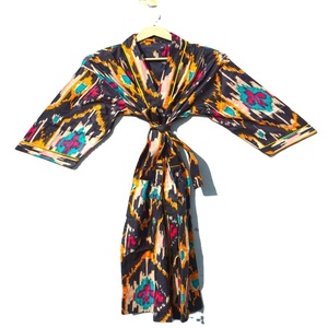 ชุดกิโมโนผ้าฝ้ายพิมพ์ลาย Ikat ทำด้วยมือสไตล์โบฮีเมียนชุดอยู่บ้านแปรงปัดฝุ่นสำหรับผู้หญิง - Product Image 1