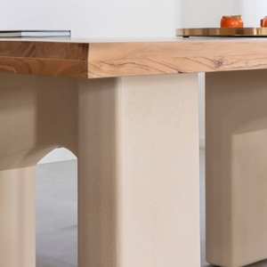 โต๊ะอาหารวานดานา โซลาซ โนวารา ทำจากไม้กระถินพร้อมขาไม้ลายคอนกรีต - Product Image 4