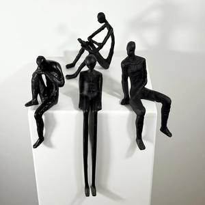 Ensemble de 4 figurines décoratives noires pour hommes, objets décoratifs de table, idéal pour la maison, le bureau, le salon, comme accent de bureau et idée cadeau. - Product Image 1