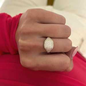 Anillo de sello con cúpula de diamante cultivado en laboratorio personalizado, de oro macizo de 10K, 14K, 18K, minimalista, moderno, grueso, con pavé, anillo llamativo para el dedo anular, fabricación - Product Image 2