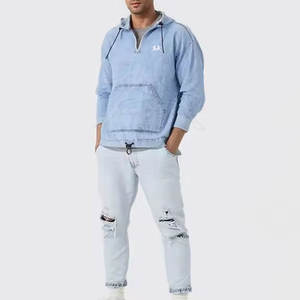 Sweat à capuche demi-zippé de qualité supérieure, au style moderne et au toucher doux, léger - Product Image 6