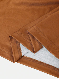 Durable et durable: conçu pour résister à l'épreuve du temps, notre t-shirt en polyester est durable et résistant - Product Image 2