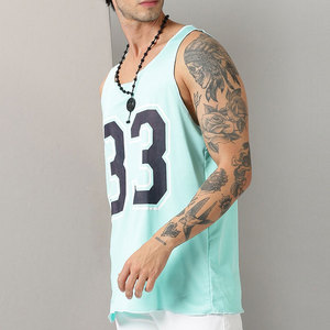 Camiseta sin Mangas Azul Claro para Hombre con Estampado del Número 33, Cuello Redondo, Estilo Casual, Tejida y Transpirable - Product Image 3