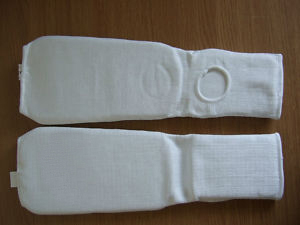 Protector de Codo de Neopreno Profesional Transpirable de Alta Elasticidad para Adultos con Cierre de Hebilla para Taekwondo y Muay Thai - Product Image 2