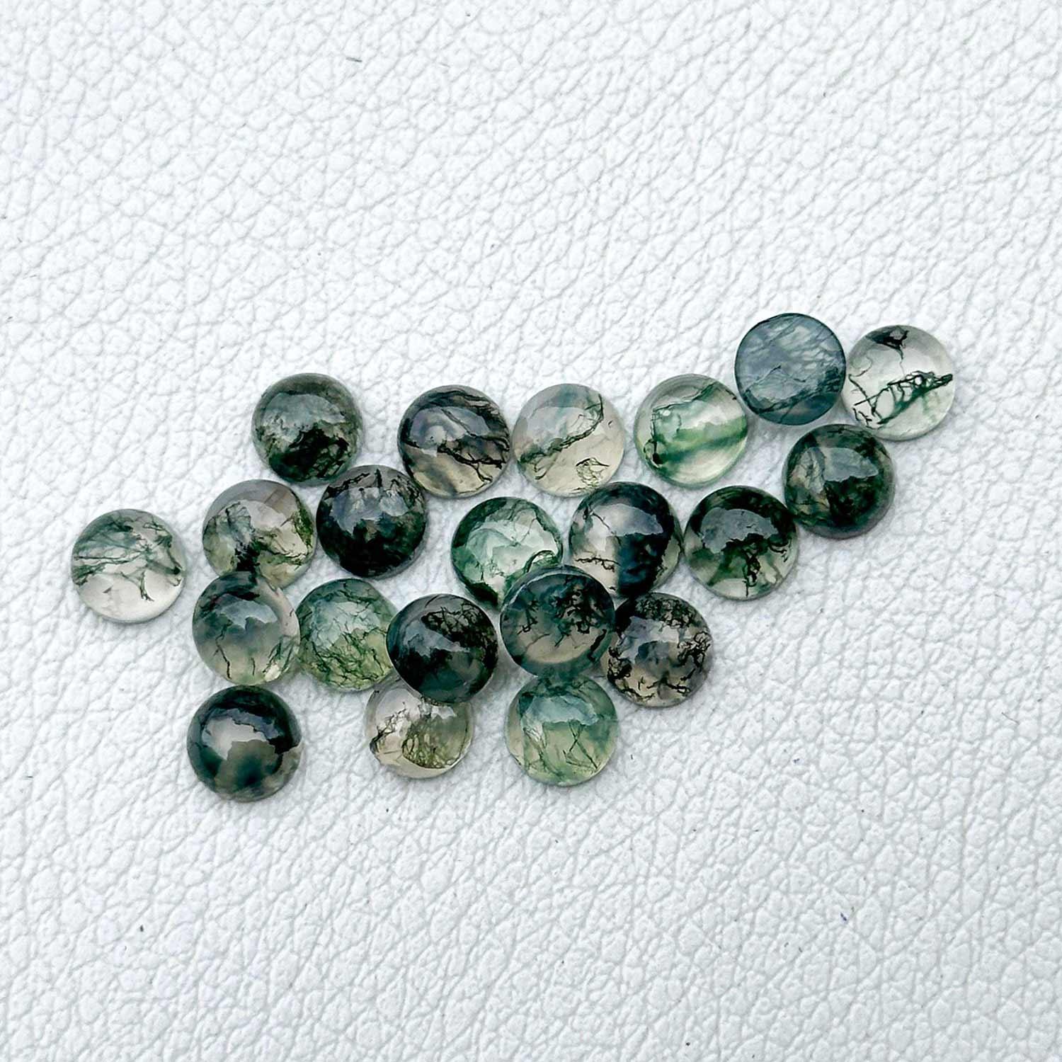 สีเขียว