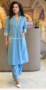 Conjunto de Kurta y Pantalón Bordado de Algodón Puro para Mujer, Fabricado en India, Cómodo, Disponible a Precio Competitivo - Product Image 3