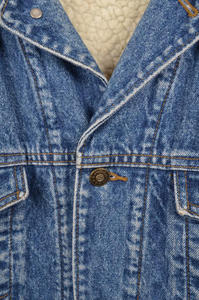 Veste en jean pour homme – Veste en jean bleue confortable pour homme, conçue pour un usage quotidien décontracté et une mode moderne - Product Image 4