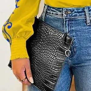Blusa Elegante de Manga Larga con Cuello Medio Alto y Mangas Abullonadas Sigma Gamma Rho para Mujer, Prenda Casual y a la Moda, Ropa Personalizada - Product Image 6
