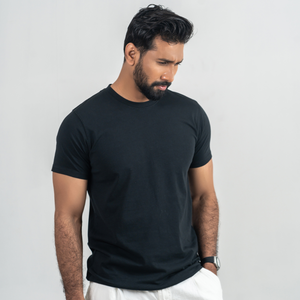 Camiseta de hombre 100% algodón peinado, tela suave, manga corta, cuello redondo, color sólido, fabricada en Bangladesh, venta al por mayor. - Product Image 4