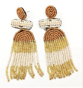 Pendientes de moda con bordados artesanales, hechos a mano con cuentas, para mujeres y niñas, de la India. - Product Image 4