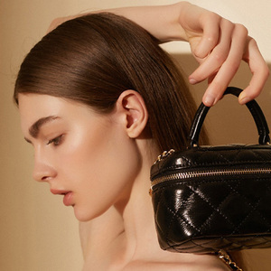 กระเป๋าโท้ทหนังแท้สุดหรูรุ่นใหม่ปี 2026 ความจุเยอะ กระเป๋าสะพายไหล่สำหรับผู้หญิง ใช้ได้ทุกวัน สำหรับออฟฟิศ แฟชั่น ดีไซน์เนอร์ - Product Image 1