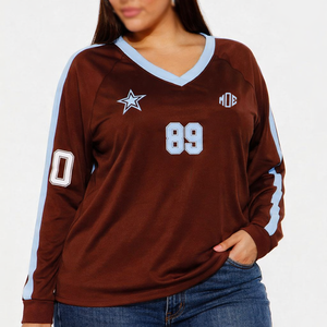 Jersey de Moda para Mujer, Manga Larga, Cuello en V, Diseño Personalizado con Rayas en Contraste, Estilo Urbano, Jersey de Fútbol Americano - Product Image 6