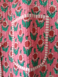 เสื้อแจ็คเก็ตผ้าควิลท์พิมพ์ลายแบบกลับด้านได้: เสื้อโค้ทสไตล์วินเทจ - Product Image 4