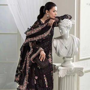 Vestido Anarkali pakistaní premium con perfil lateral azul hielo brillante, largo y maxi, con tul fluido y cristales densos. - Product Image 1