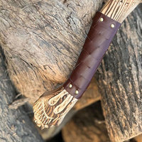 Hache viking de style nordique de qualité industrielle, lame en acier carbone fabriquée à la main, bord de coupe de 4 3/4 pouces, poignée en cuir et bois dur, haute qualité