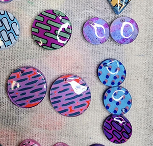 Fantaisie fille personnaliser boucles d'oreilles en résine pour femmes bijoux Double face Sublimation résine boucles d'oreilles femme - Product Image 3