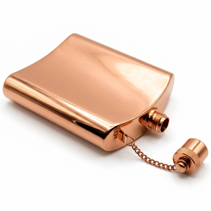 Gourde plate en métal finition cuivre style portefeuille avec bouchon à chaîne intégré, portable pour voyage, camping, bar, souvenir de poche - Product Image 1