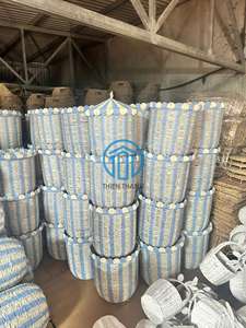 Cesta de lavandería con borde festoneado, hecha a mano, funcional, para almacenamiento organizado en el hogar, fabricada en Vietnam - Product Image 5