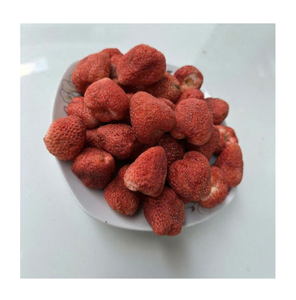 สตรอว์เบอร์รีอบแห้งแบบเป็นชิ้นๆ เหมาะสำหรับทำชาพรีเมียม - Product Image 1