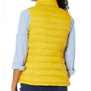 Gilet matelassé pour femme, style le plus récent, col montant, fermeture éclair, coupe courte, sans manches, veste décontractée et tendance pour femme, vente chaude - Product Image 3