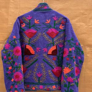 Chaqueta Boho Morada Bordada para Mujer, Chaqueta Étnica Vintage Hecha a Mano con Bordado de Hilos Coloridos - Product Image 6